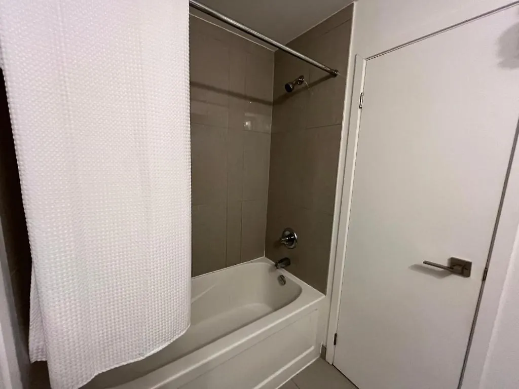 Apartment Midtown Toronto Condo