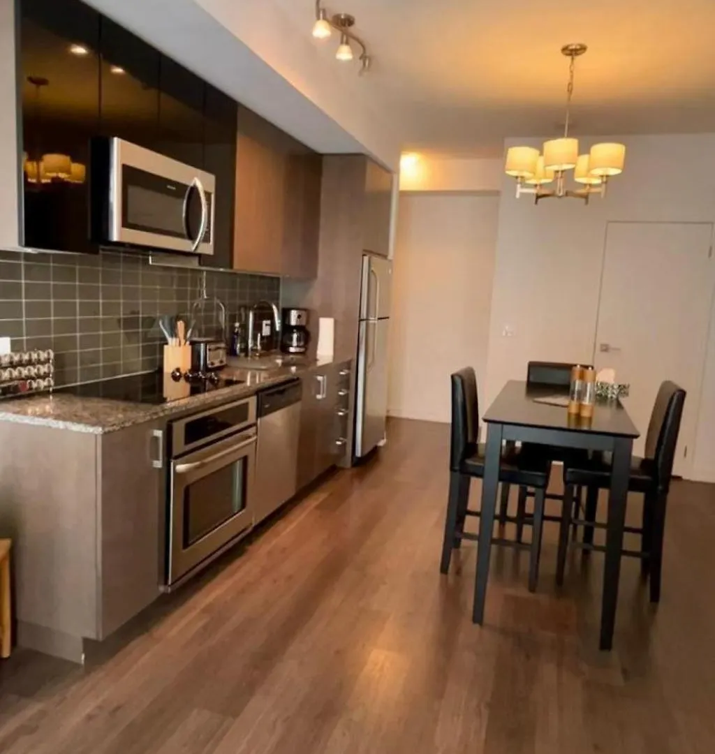 Apartment Midtown Toronto Condo Canada